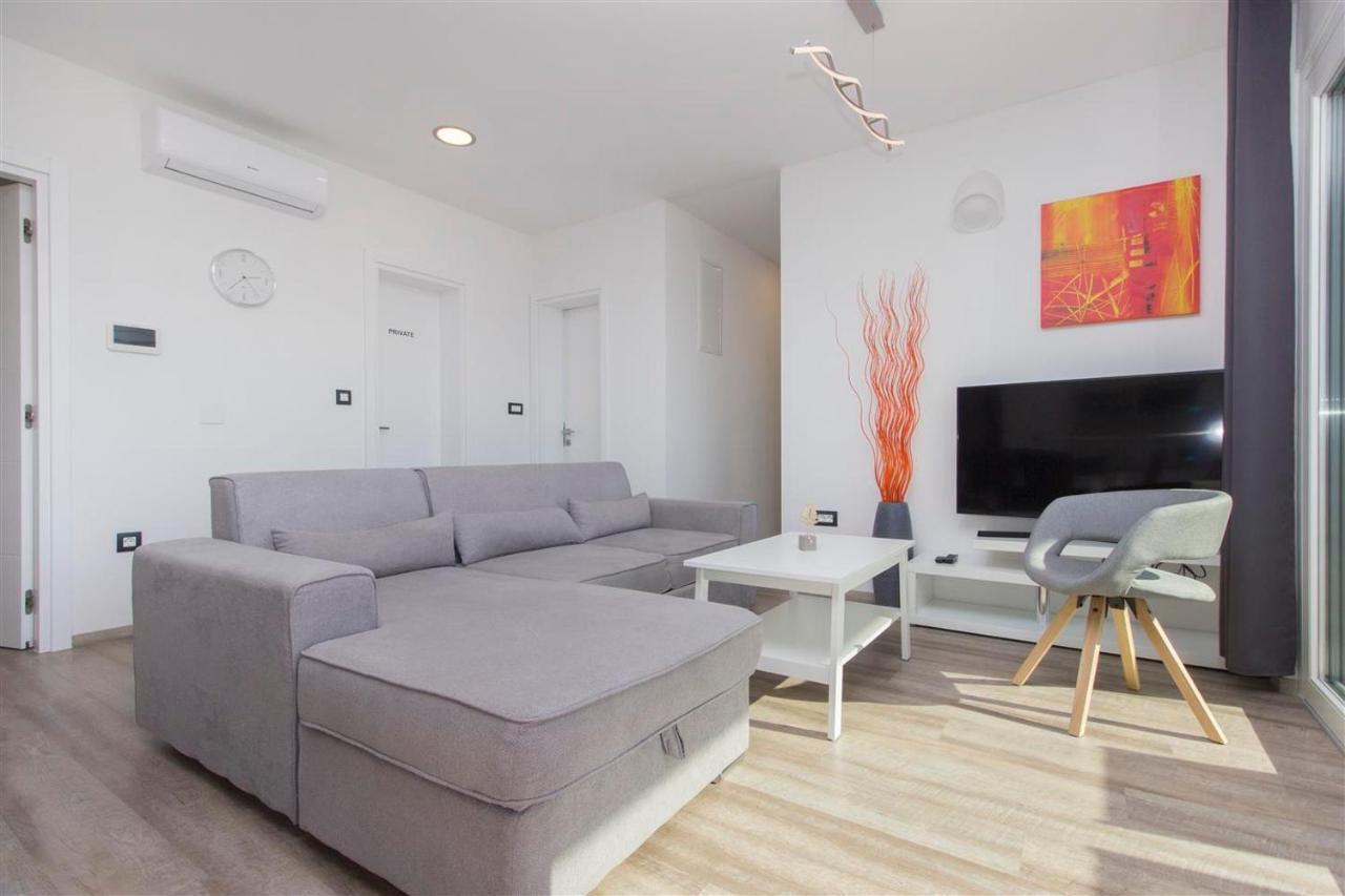 Villa Top Of Murter, Three Bedroom Apartment Exterior photo